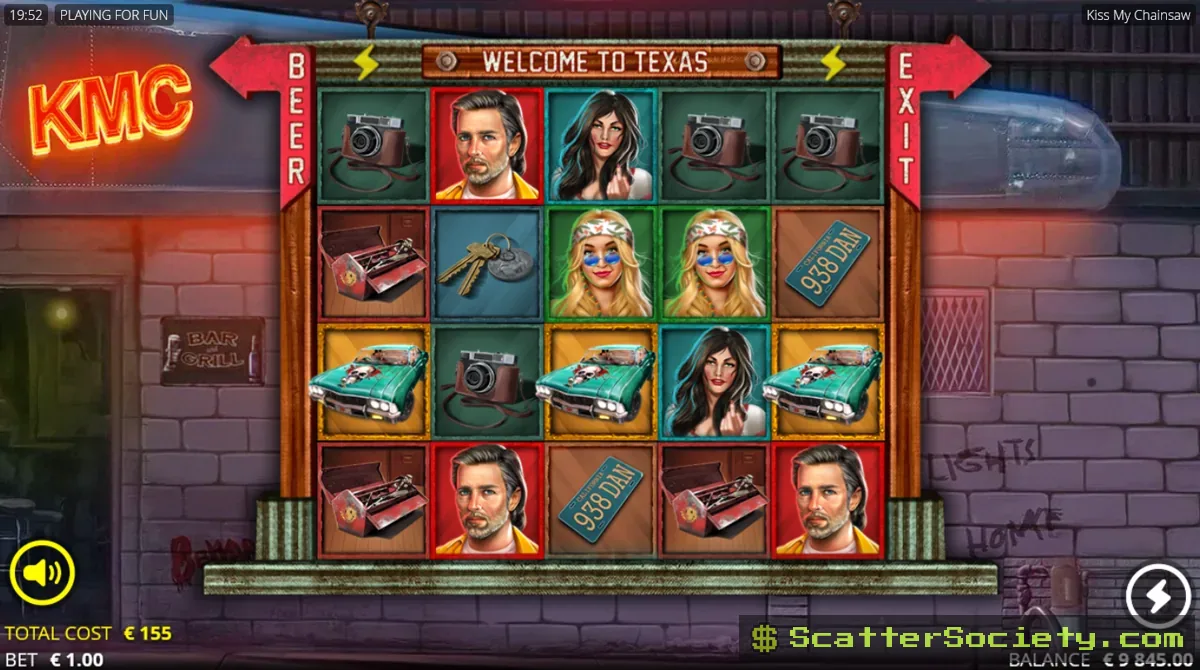 Kiss My Chainsaw base game grid showing a Charged Wild symbol substituting across multiple connected rows
