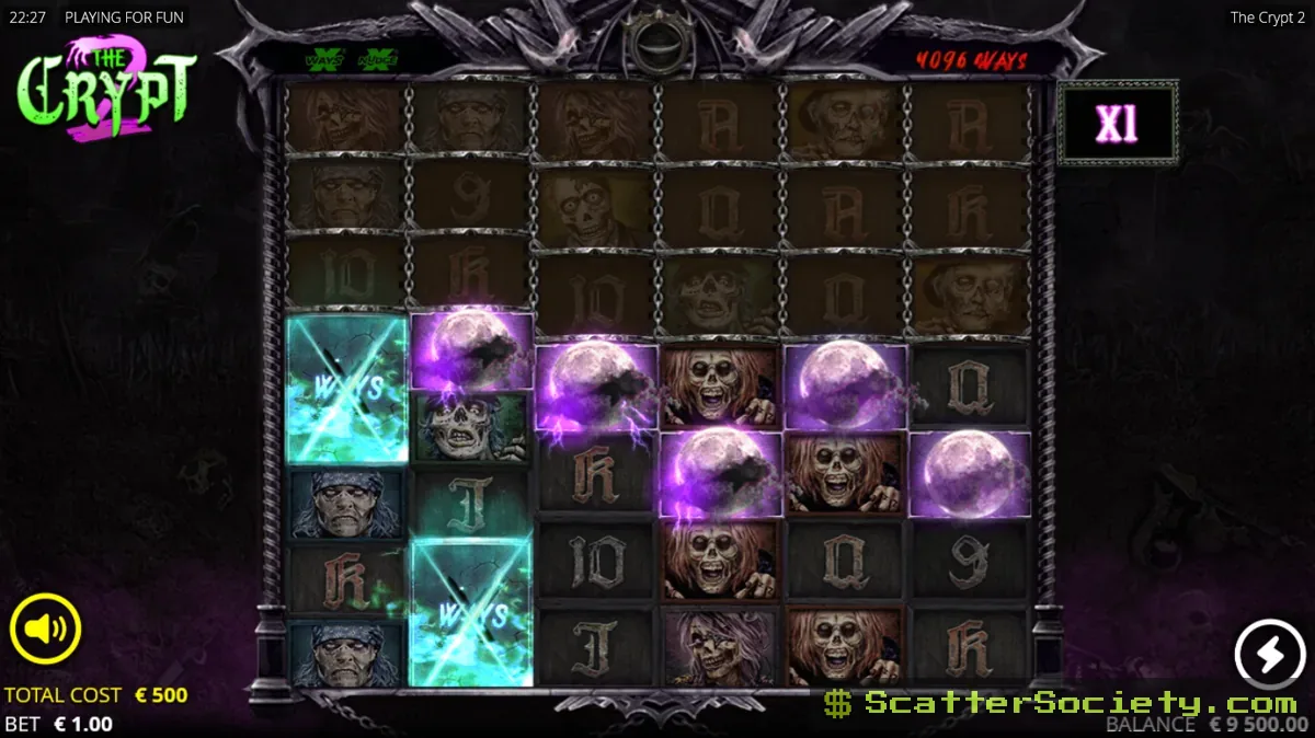 The Crypt 2 base game grid showing gothic royal card symbols and a green skull symbol