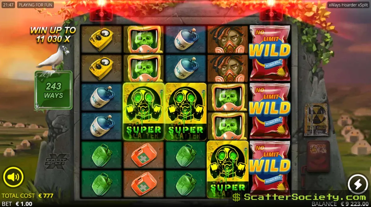 xWays Hoarder xSplit base game grid showing an xSplit Wild splitting a paying symbol into two identical instances